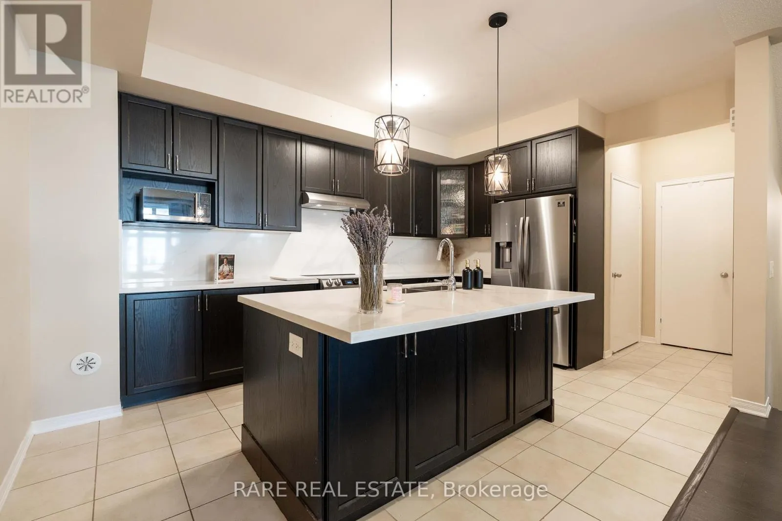 8 LOWES HILL CIRCLE