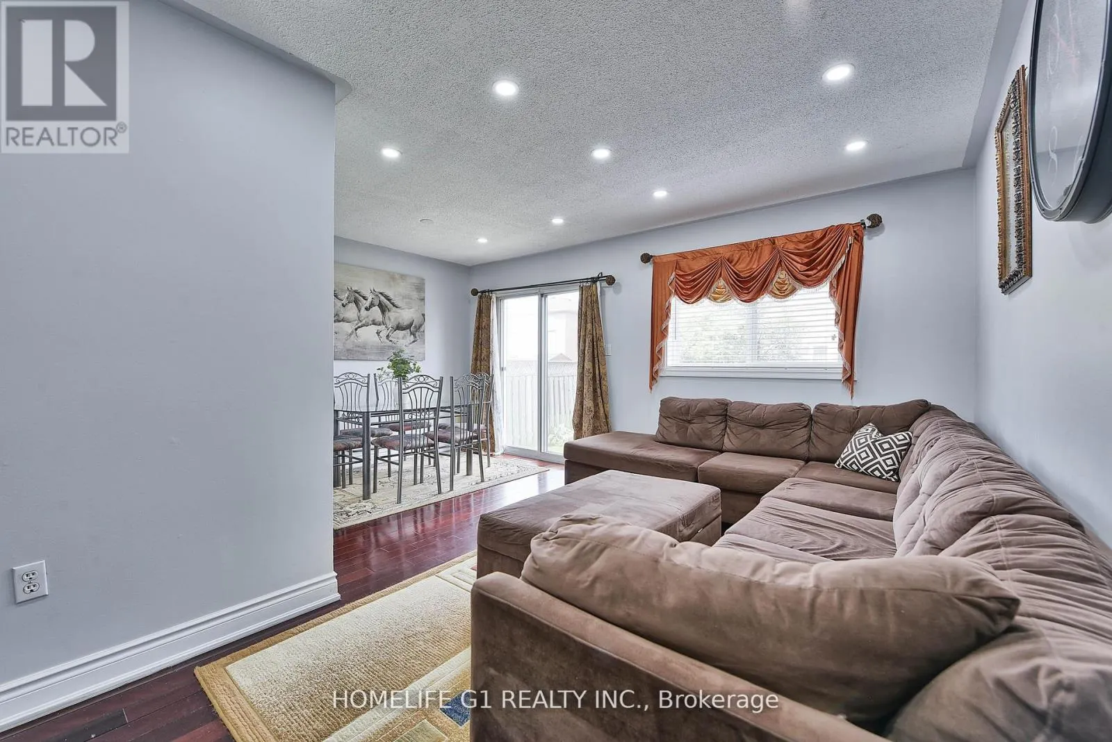 3817 DENSBURY DRIVE