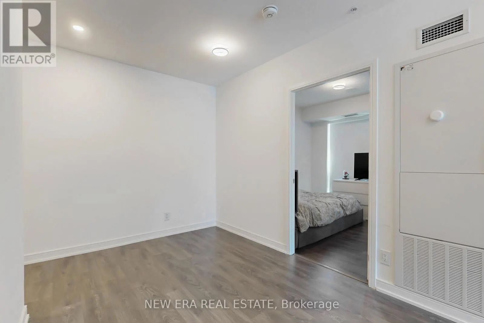413 - 30 SAMUEL WOOD WAY