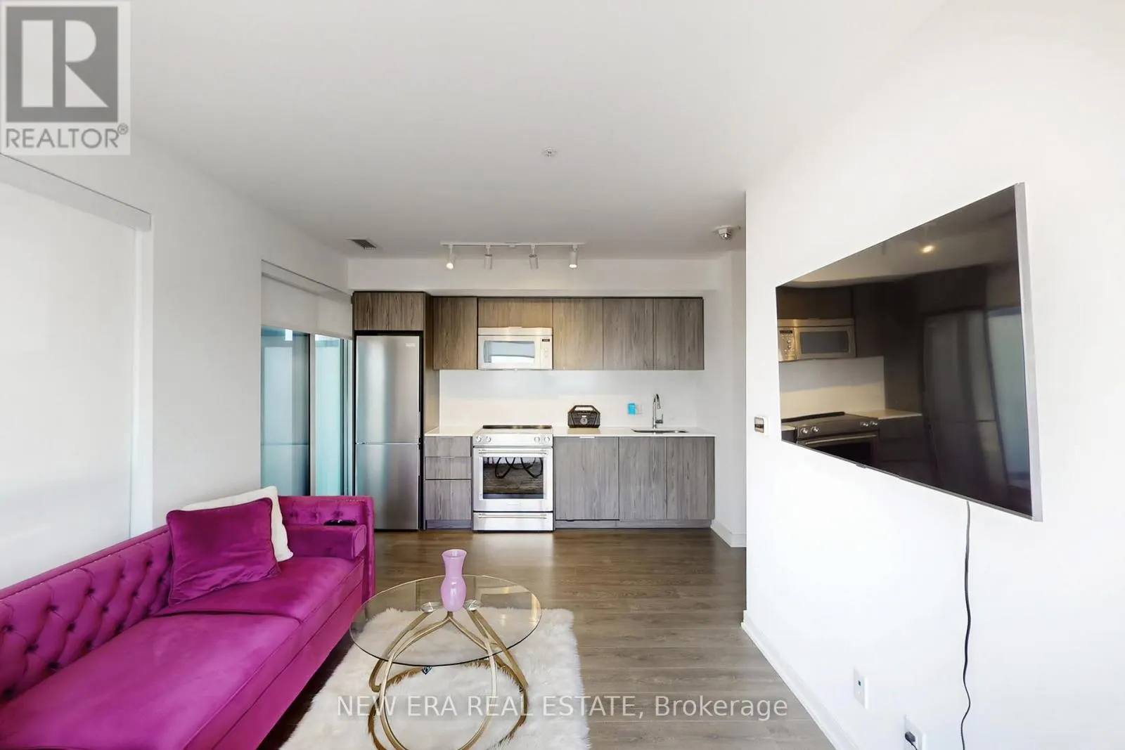 413 - 30 SAMUEL WOOD WAY