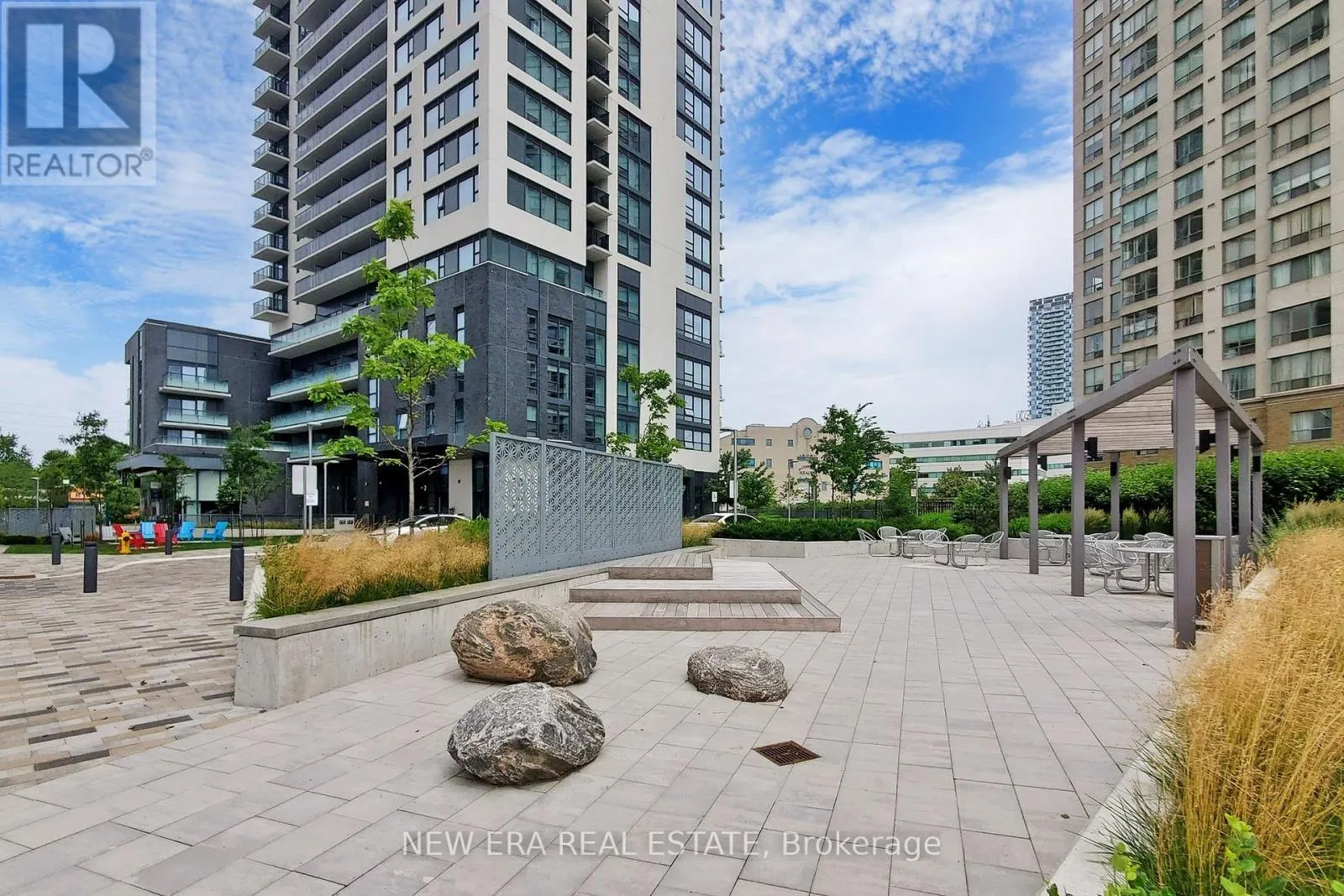 413 - 30 SAMUEL WOOD WAY