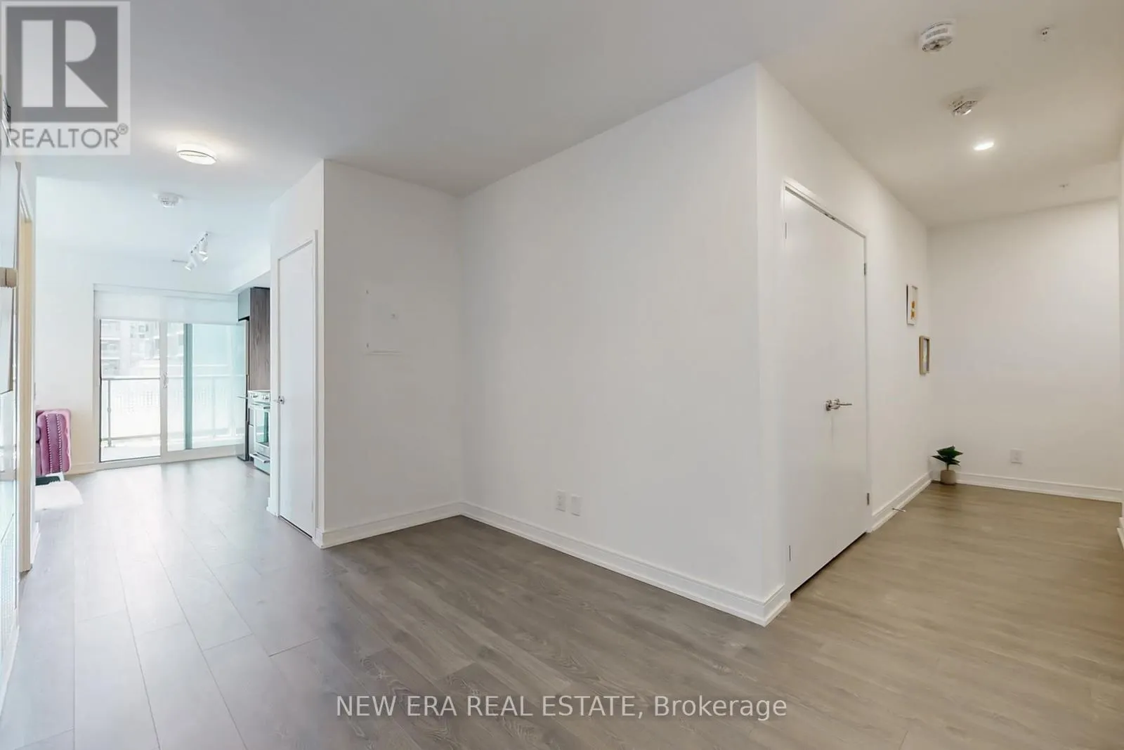 413 - 30 SAMUEL WOOD WAY