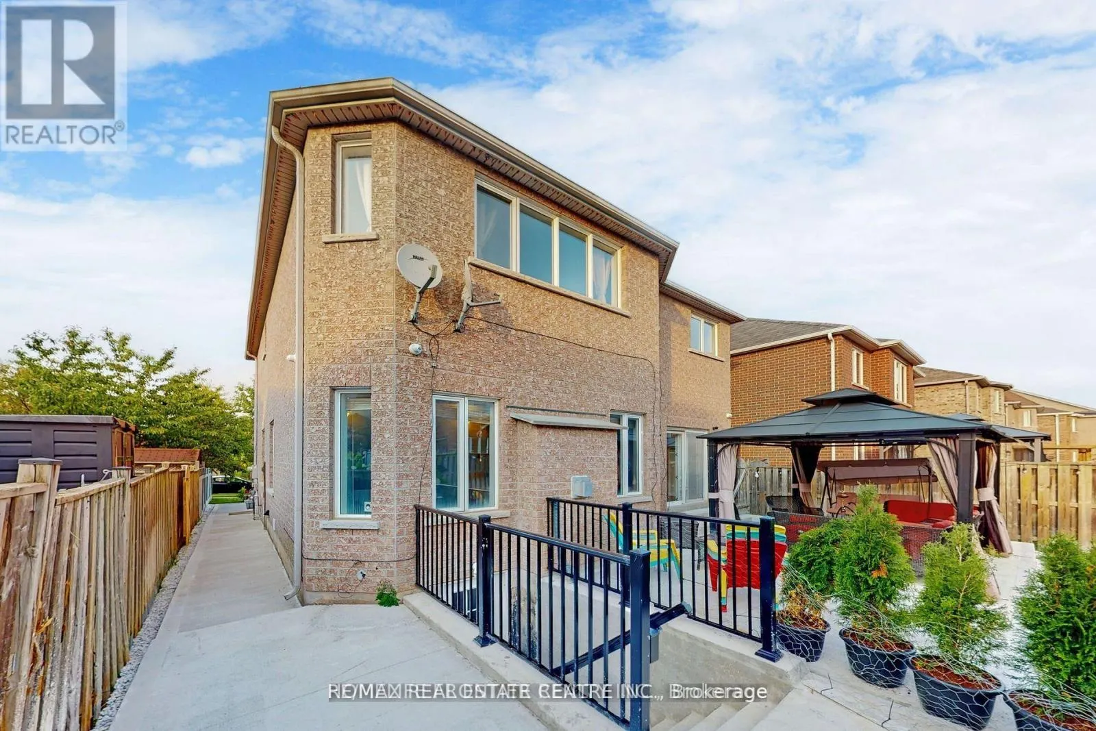 (MAIN FLOOR) - 5186 DOUBLETREE DRIVE