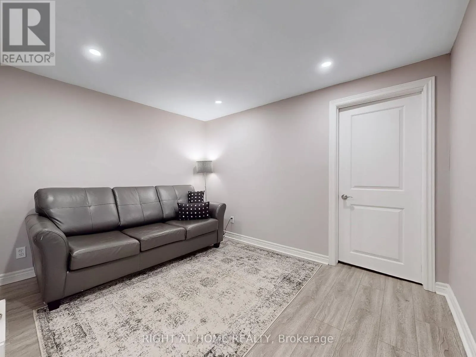 502 GALEDOWNS COURT