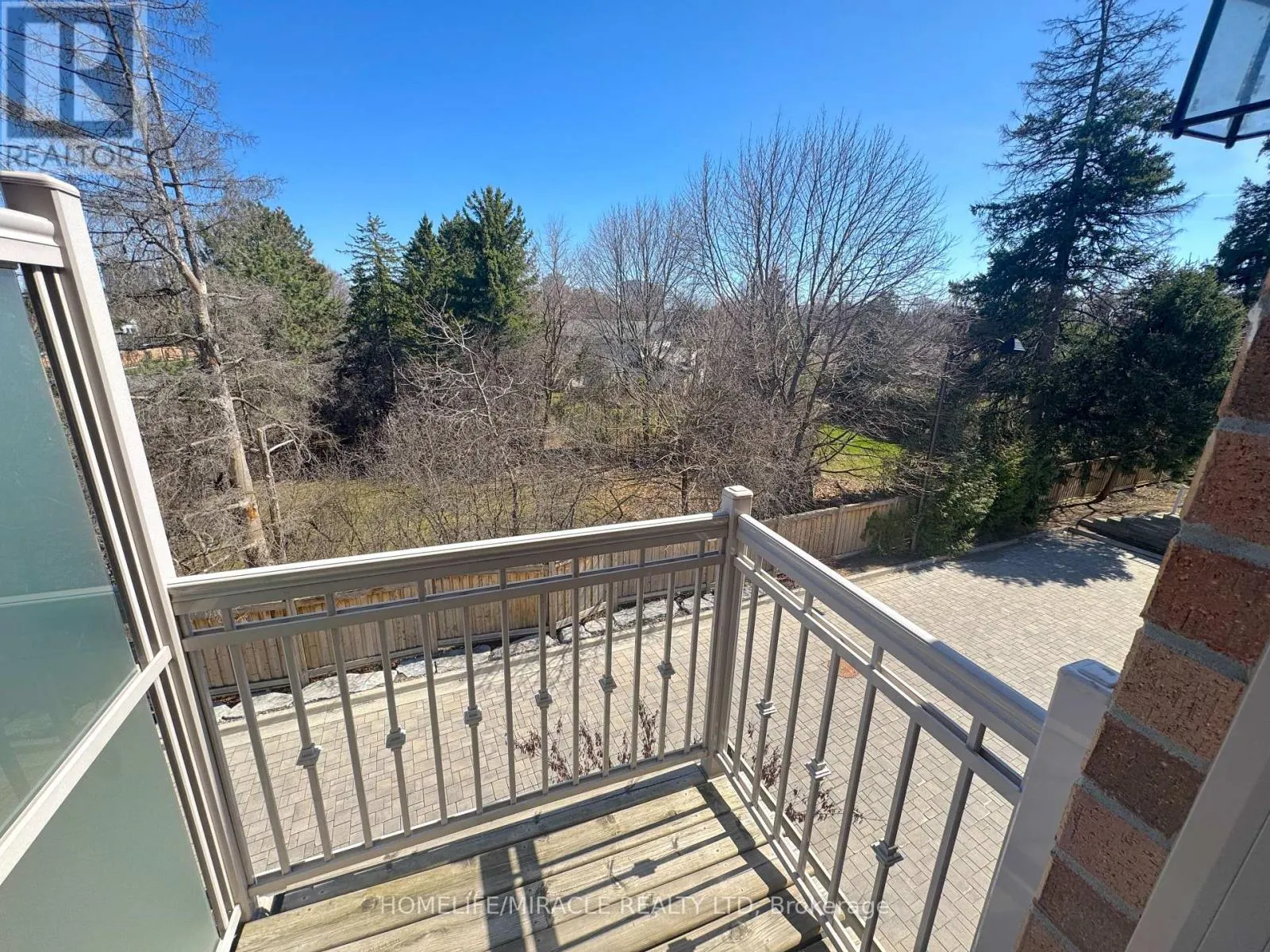 48 - 180 HOWDEN BOULEVARD