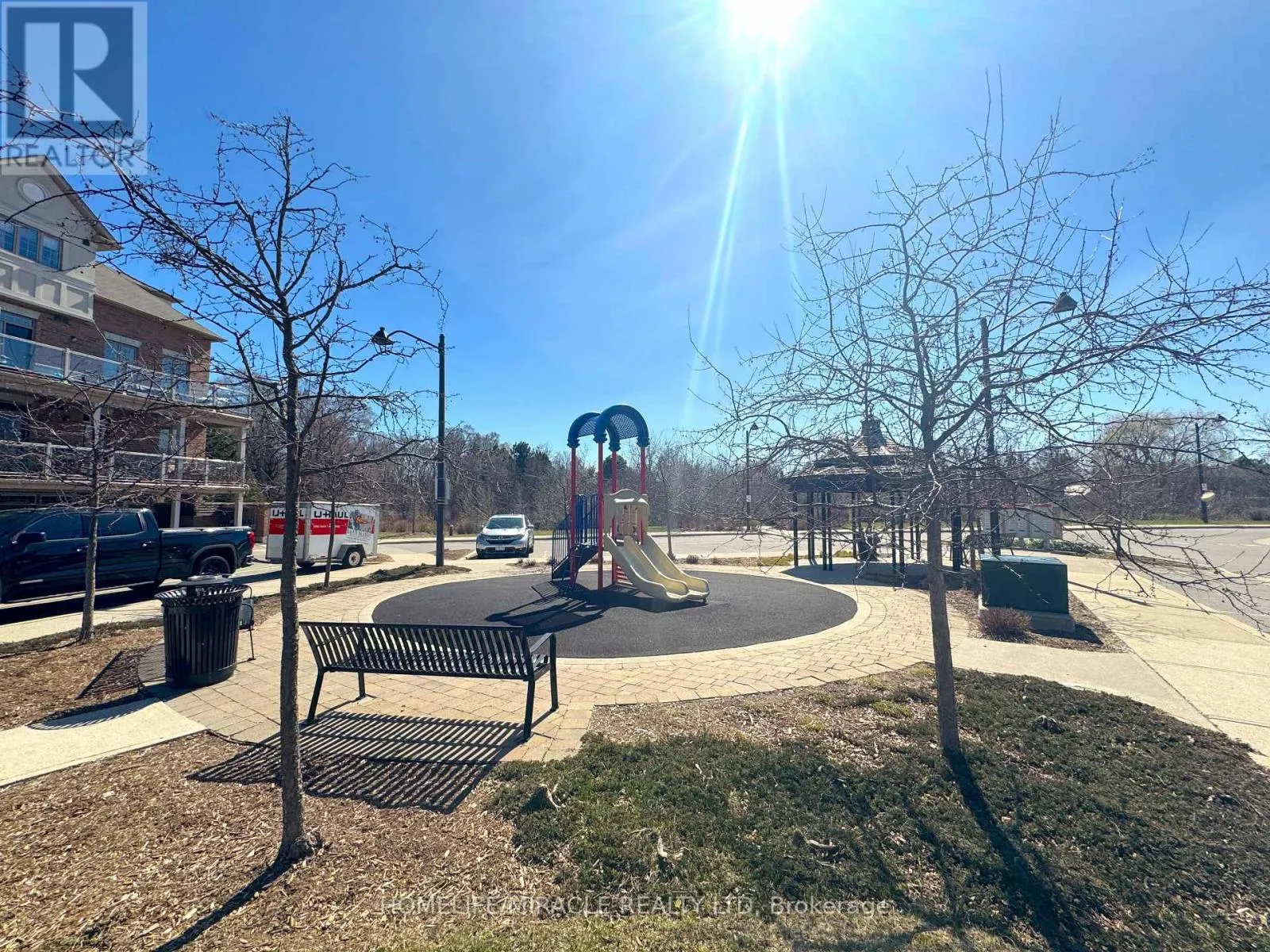 48 - 180 HOWDEN BOULEVARD