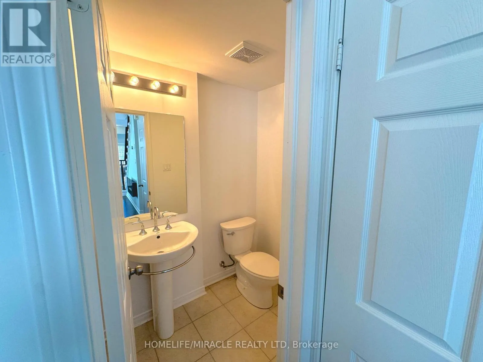 48 - 180 HOWDEN BOULEVARD
