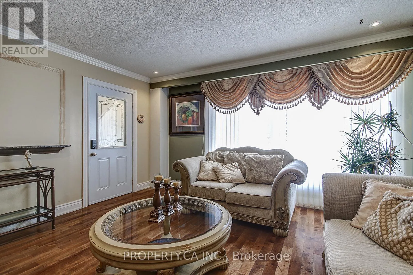 2 - 2625 WINDJAMMER ROAD