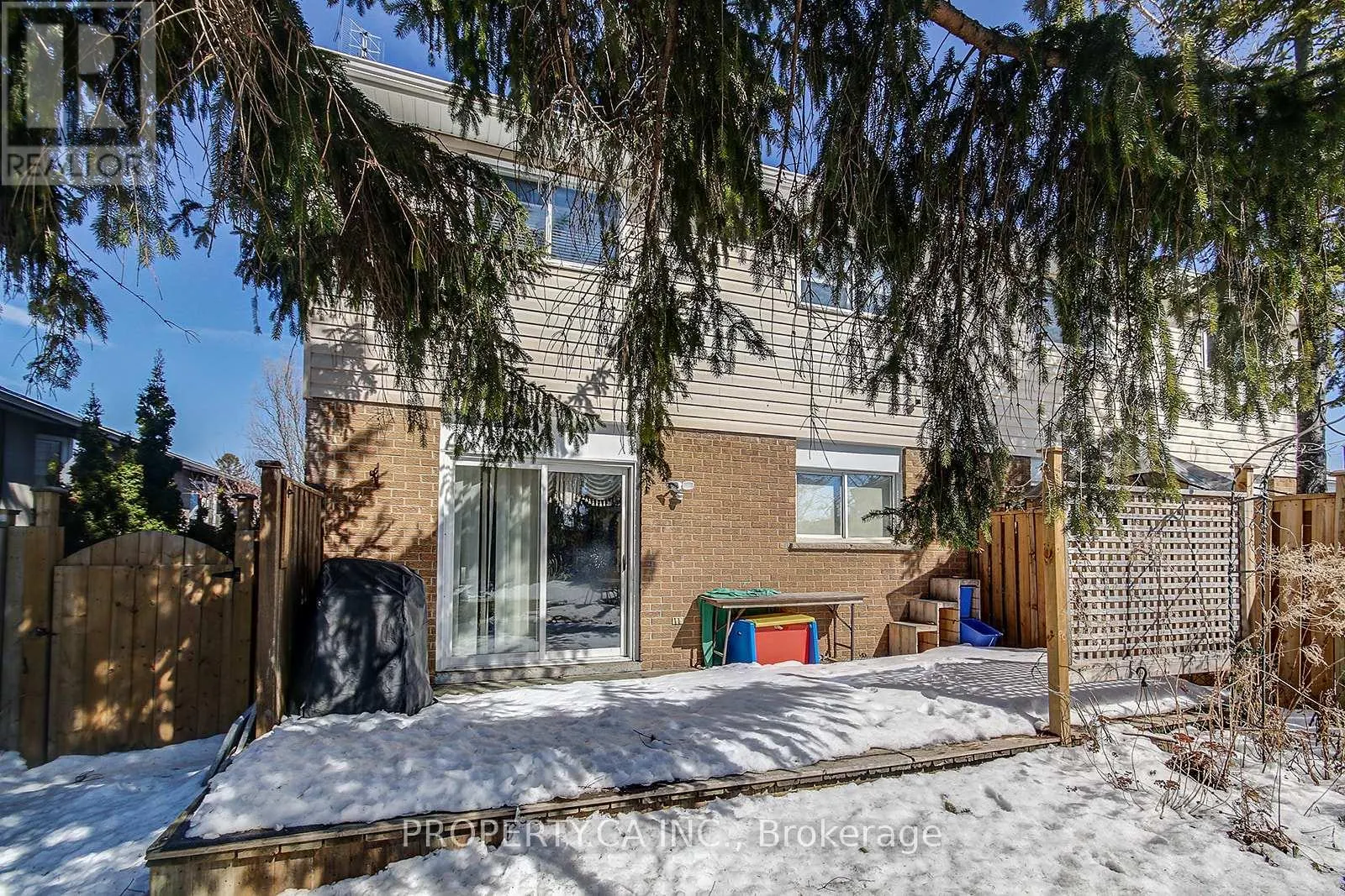 2 - 2625 WINDJAMMER ROAD