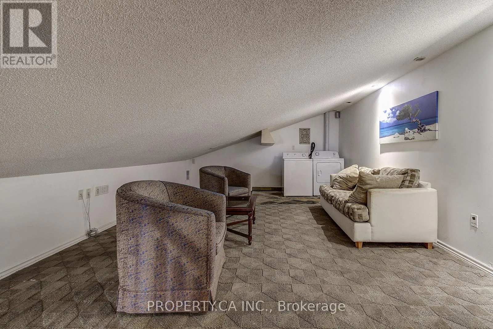 2 - 2625 WINDJAMMER ROAD