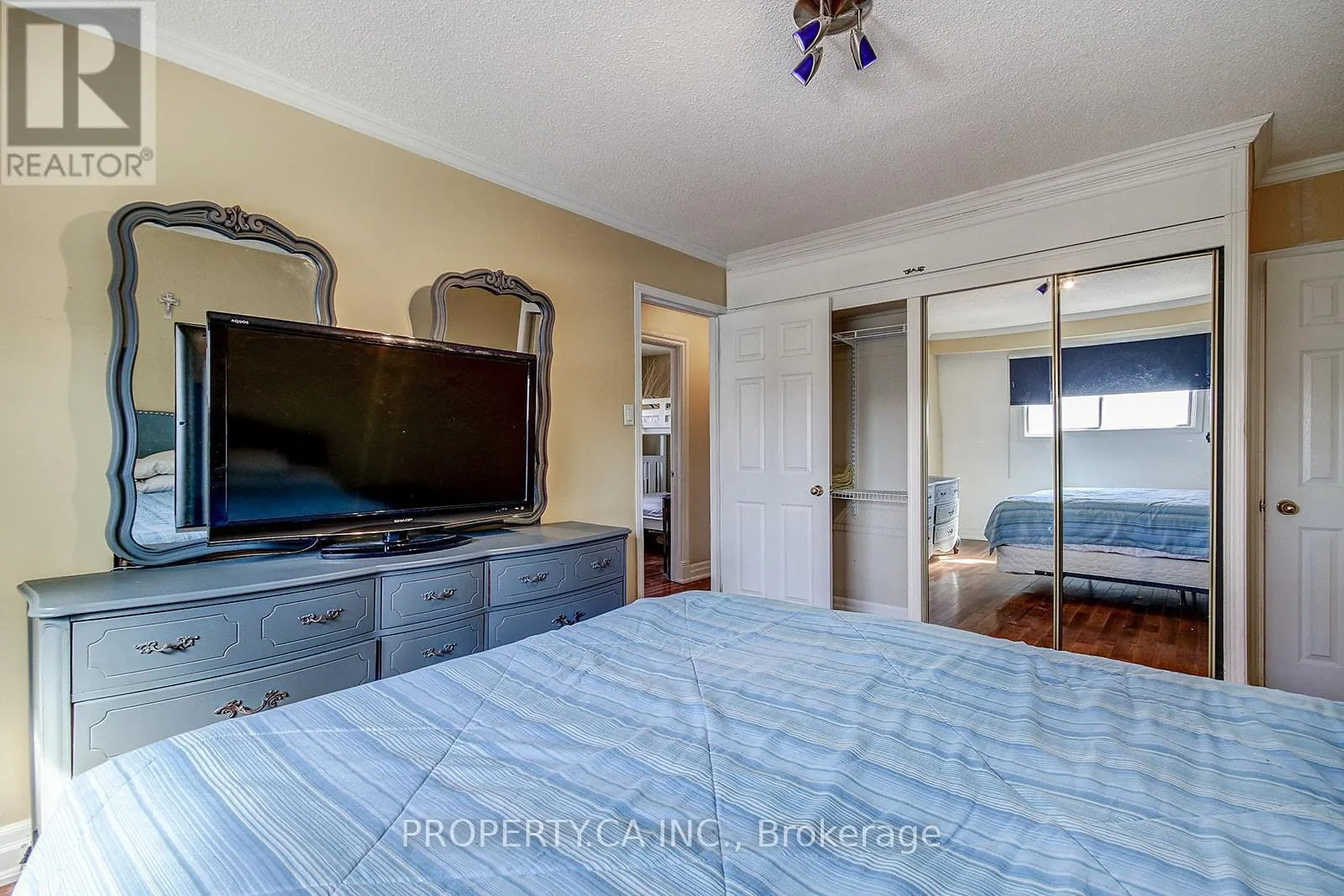 2 - 2625 WINDJAMMER ROAD