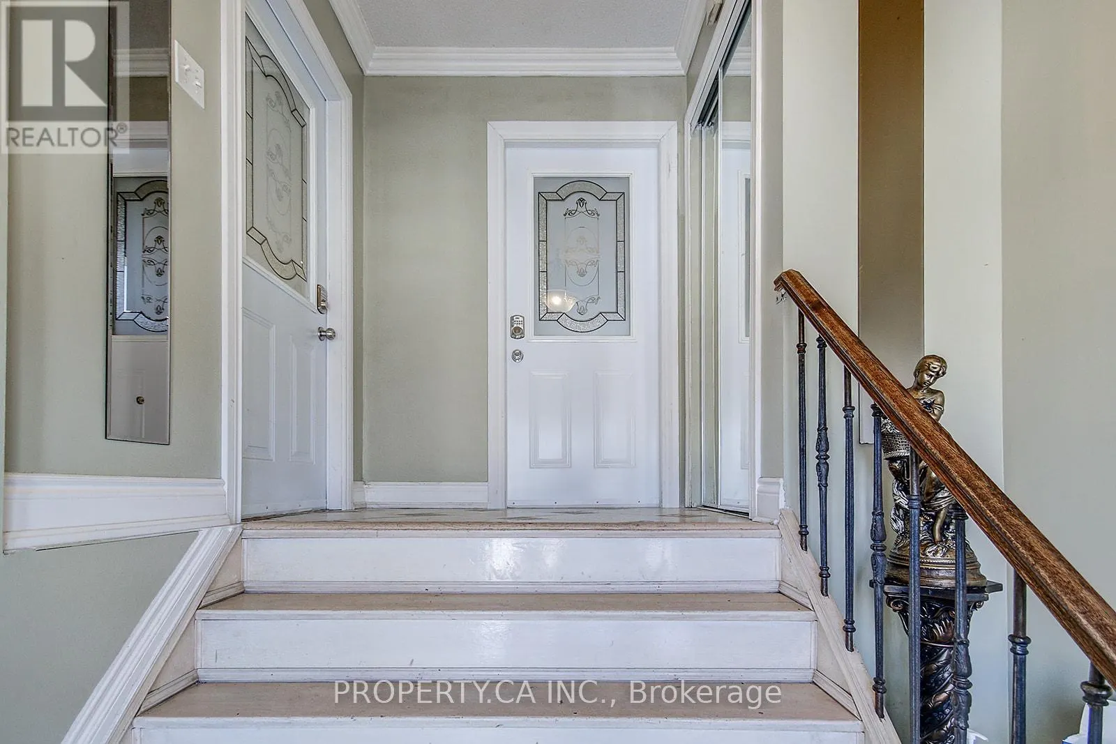 2 - 2625 WINDJAMMER ROAD