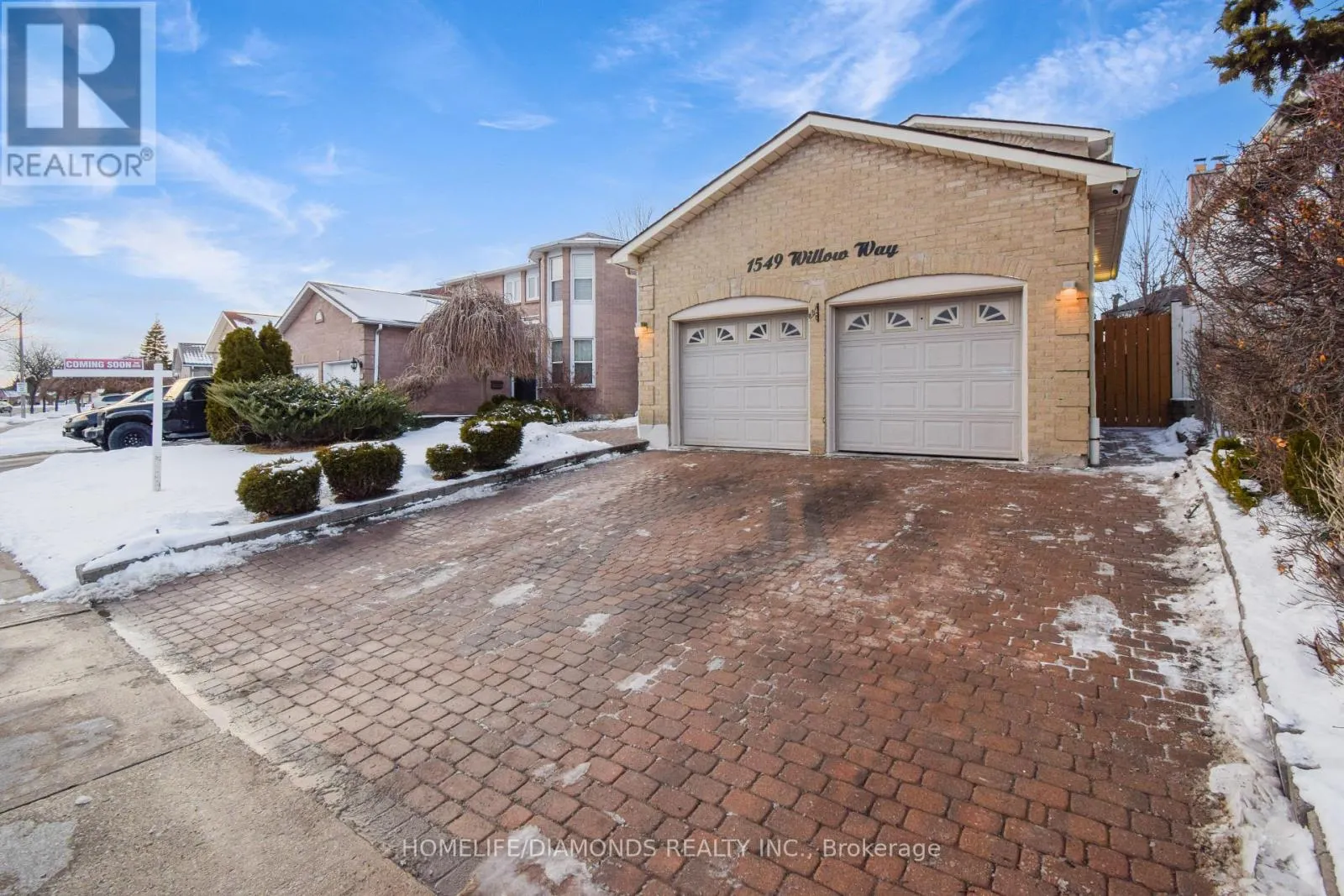 1549 WILLOW WAY