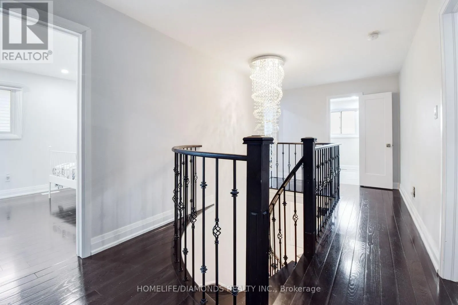 1549 WILLOW WAY