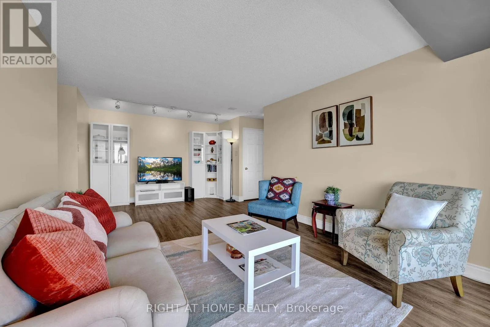 1805 - 700 CONSTELLATION DRIVE