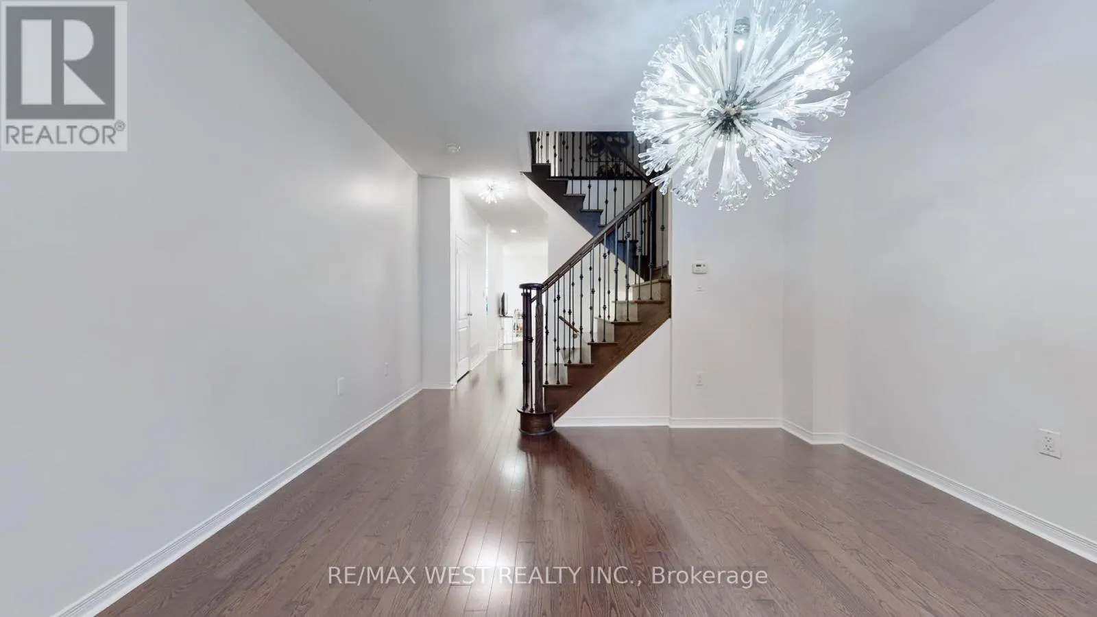 28 YELLOWKNIFE ROAD