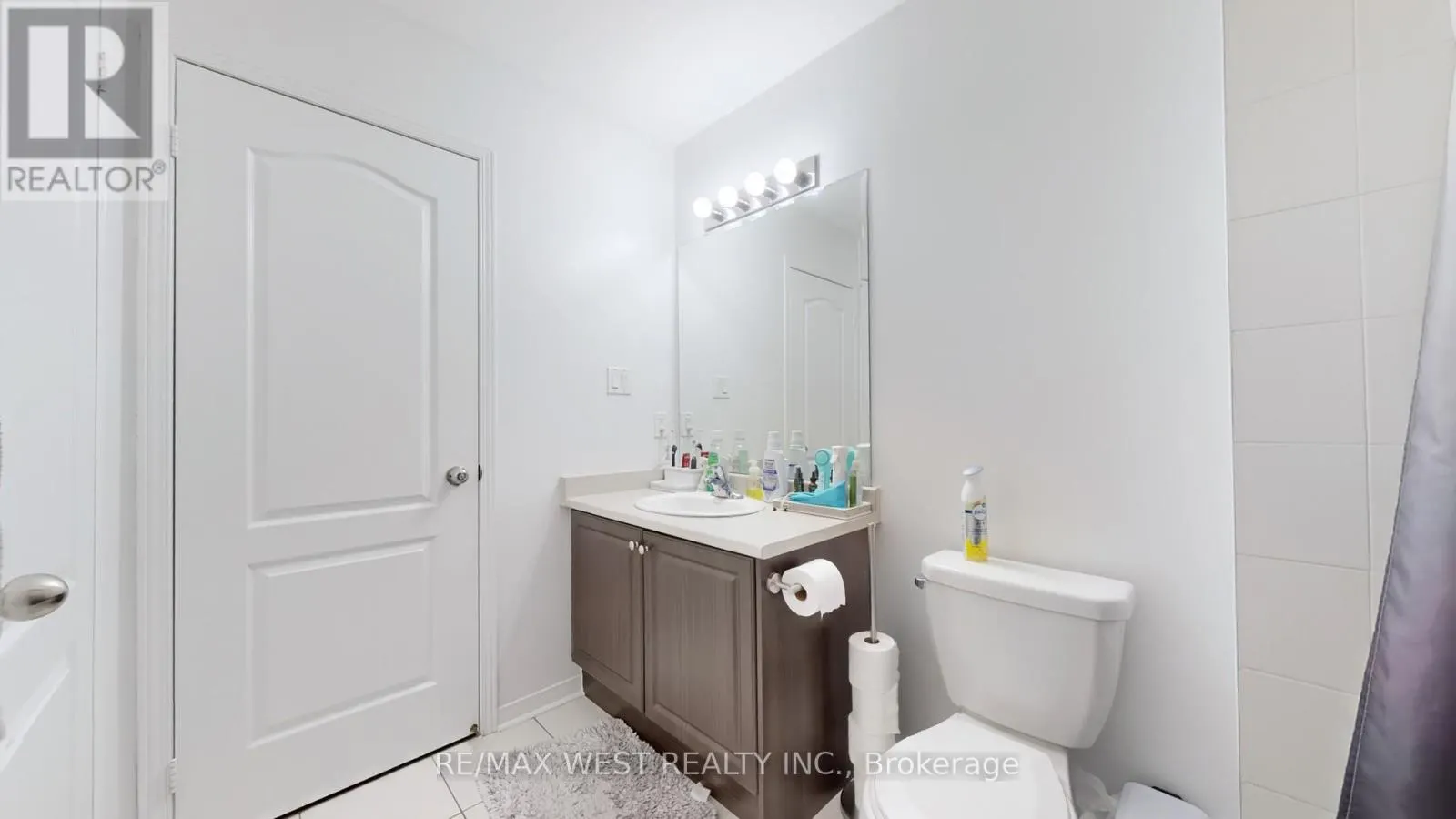 28 YELLOWKNIFE ROAD