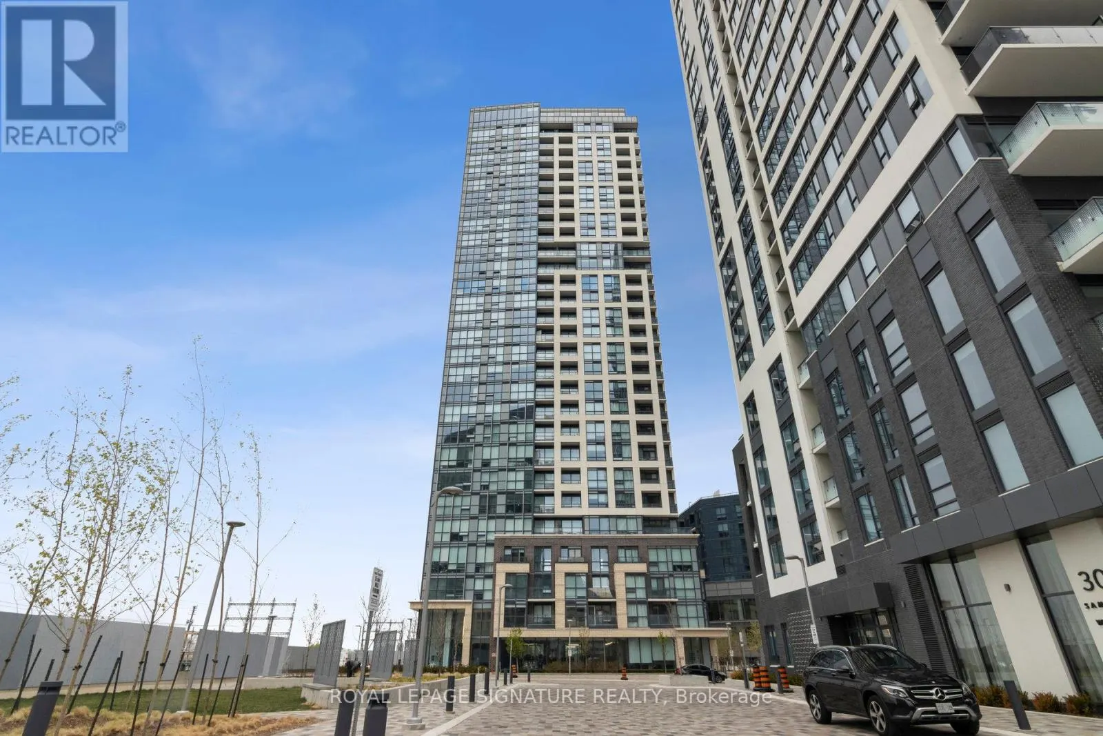 1703 - 20 THOMAS RILEY ROAD