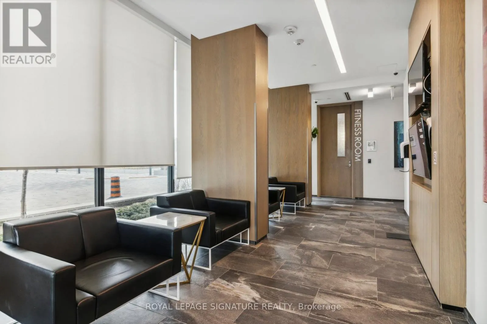 1703 - 20 THOMAS RILEY ROAD