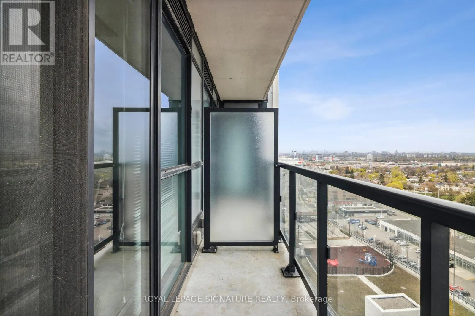 1703 - 20 THOMAS RILEY ROAD