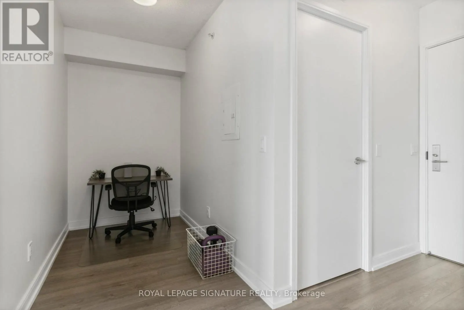 1703 - 20 THOMAS RILEY ROAD