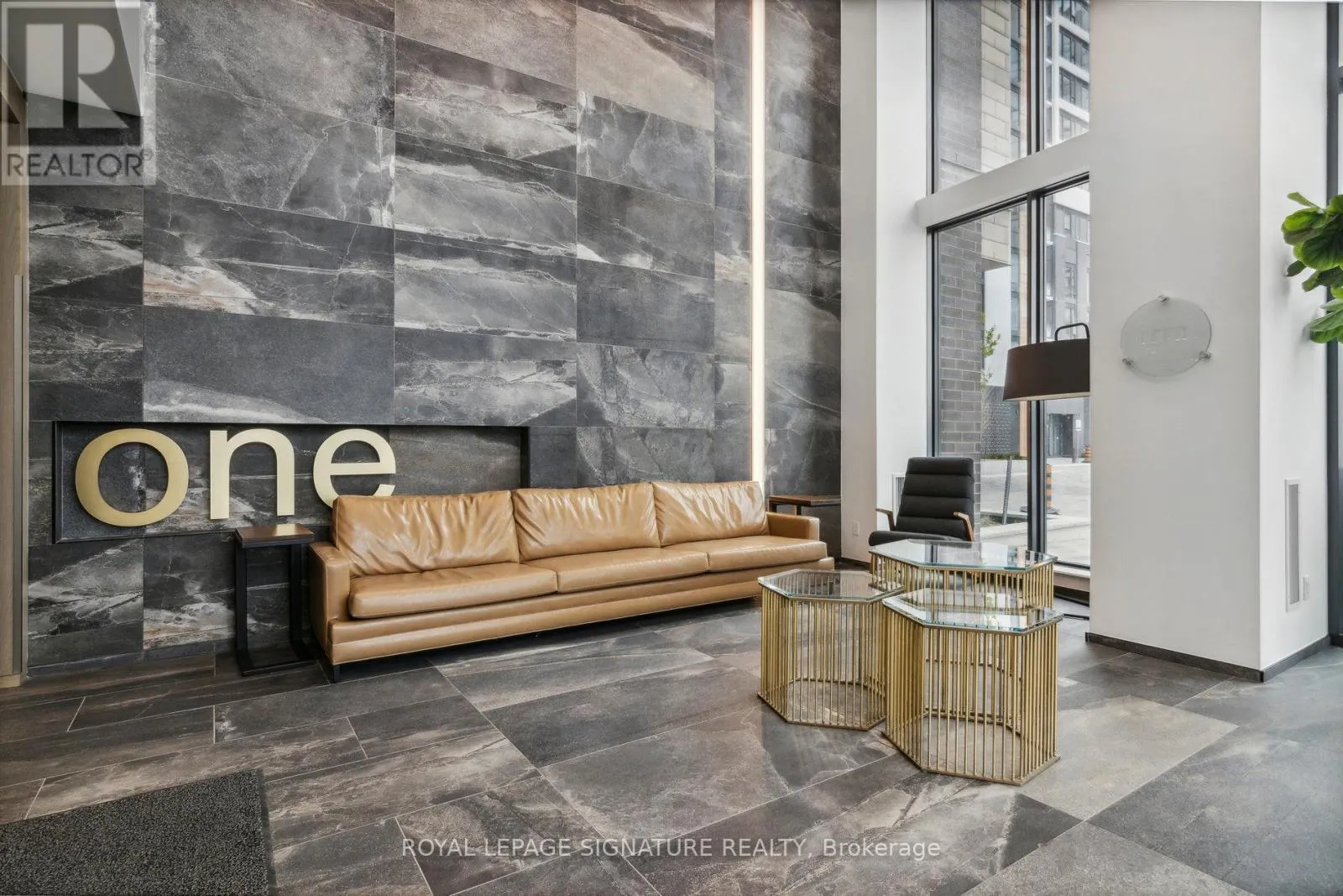 1703 - 20 THOMAS RILEY ROAD