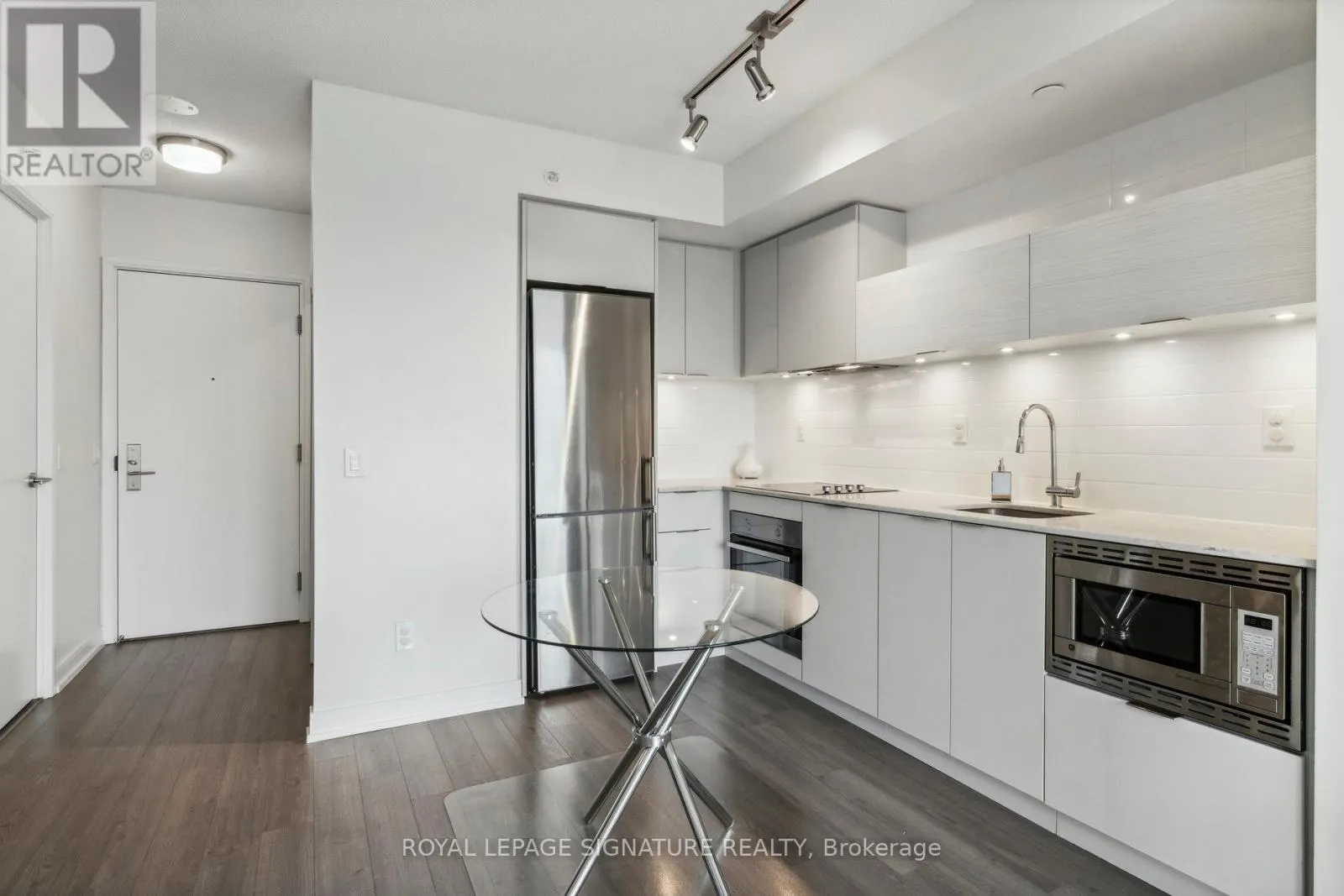 1703 - 20 THOMAS RILEY ROAD