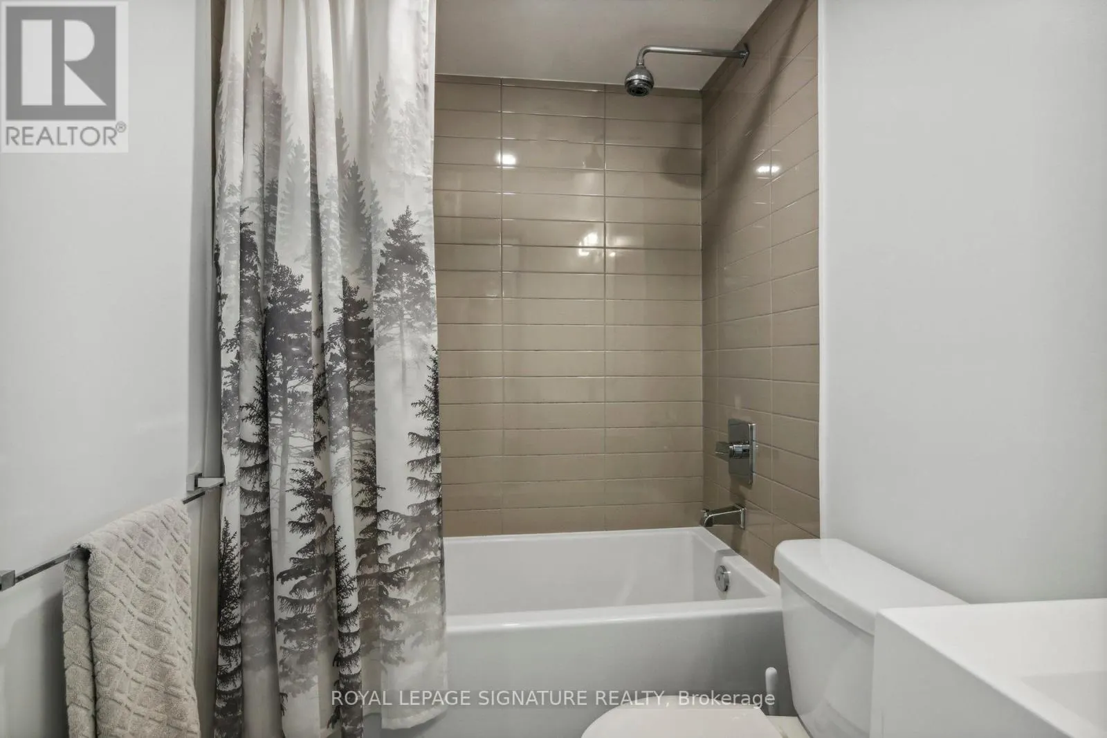 1703 - 20 THOMAS RILEY ROAD