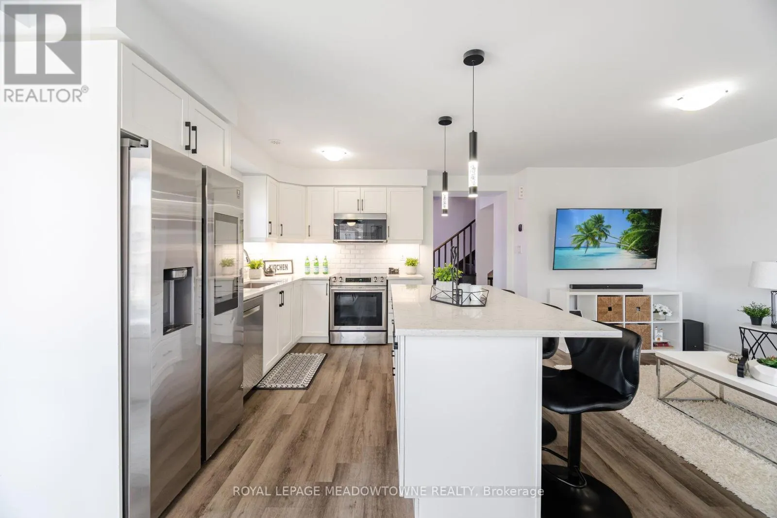 898 CACTUS POINT