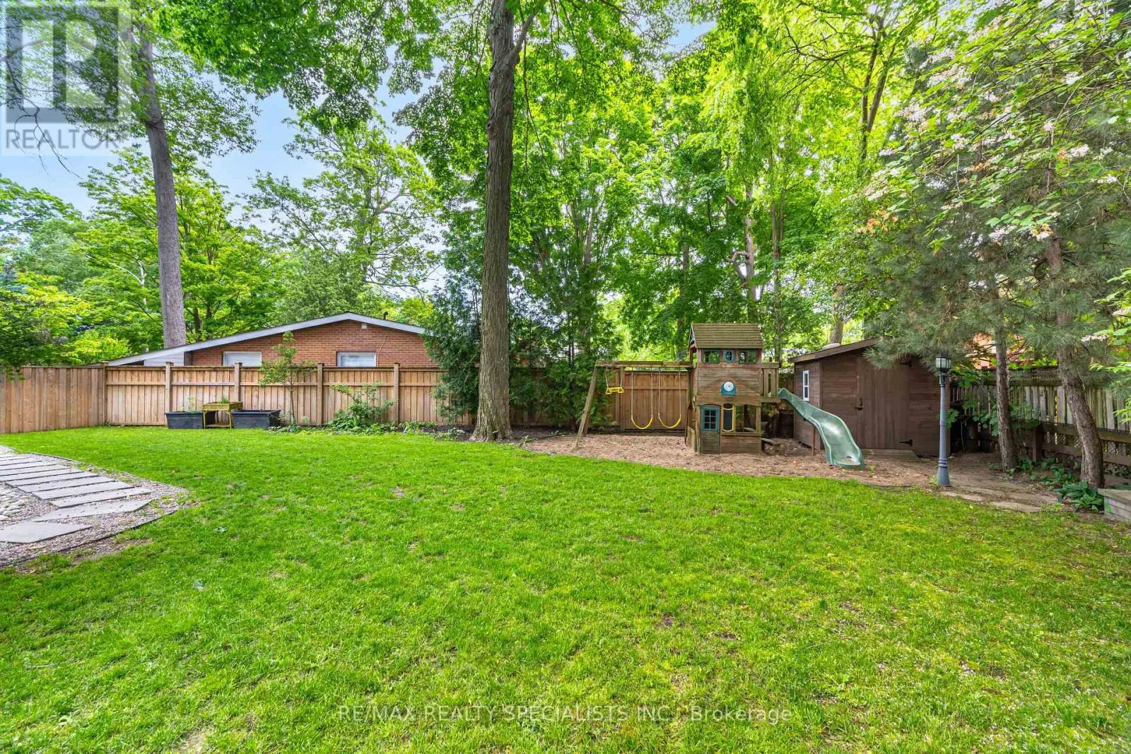 1919 DELANEY DRIVE