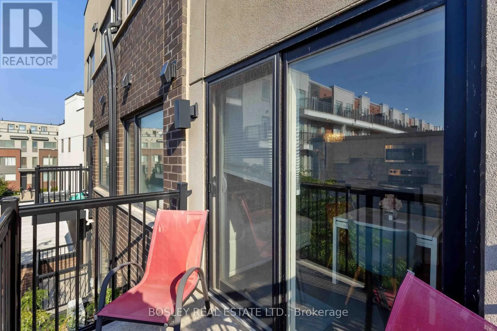 16 - 142 WILLIAM DUNCAN ROAD