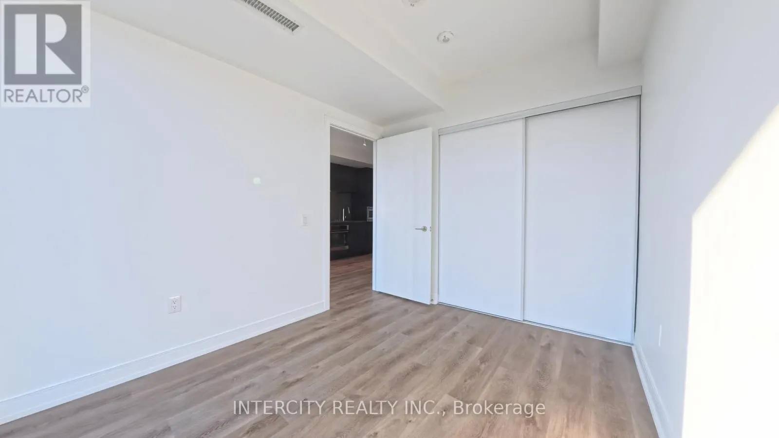 1108 - 3009 NOVAR ROAD