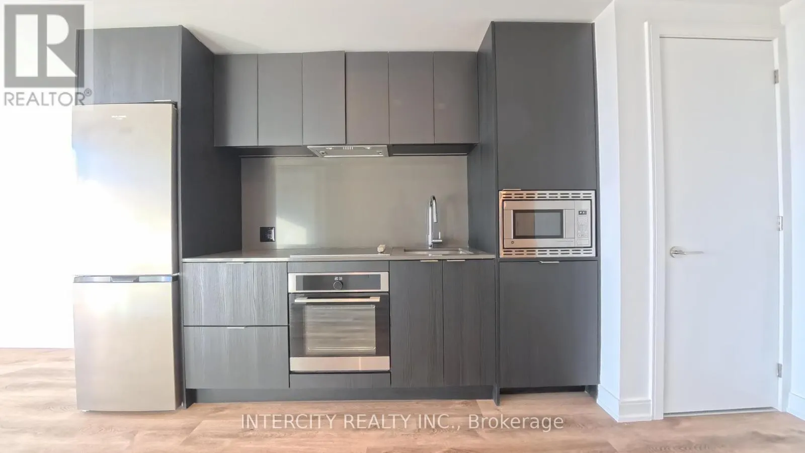 1108 - 3009 NOVAR ROAD