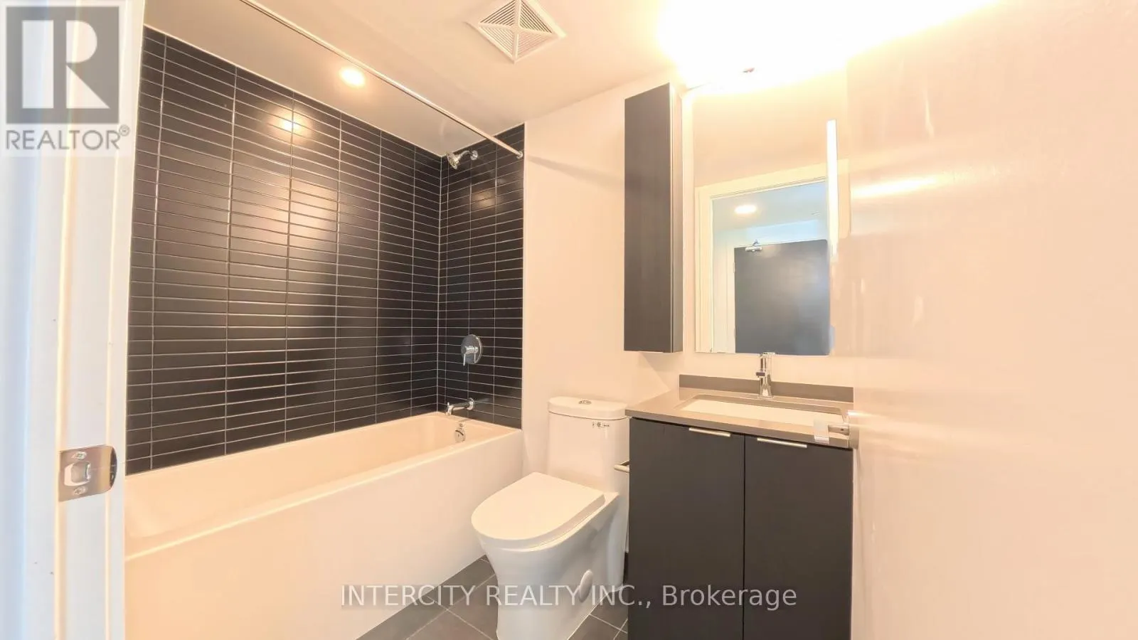 1108 - 3009 NOVAR ROAD