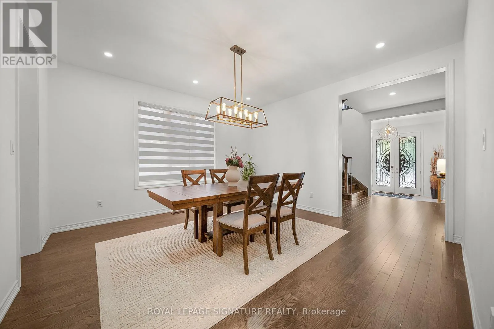 372 CLOCKWORK DRIVE