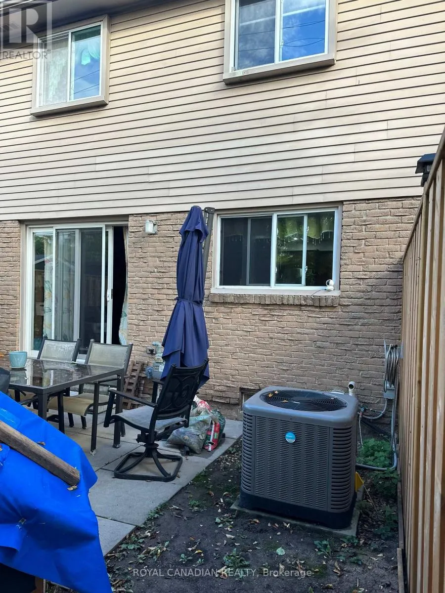 116 - 1538 LANCASTER DRIVE