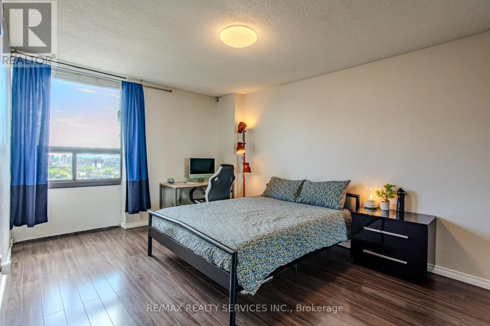 1501 - 20 MISSISSAUGA VALLEY BOULEVARD