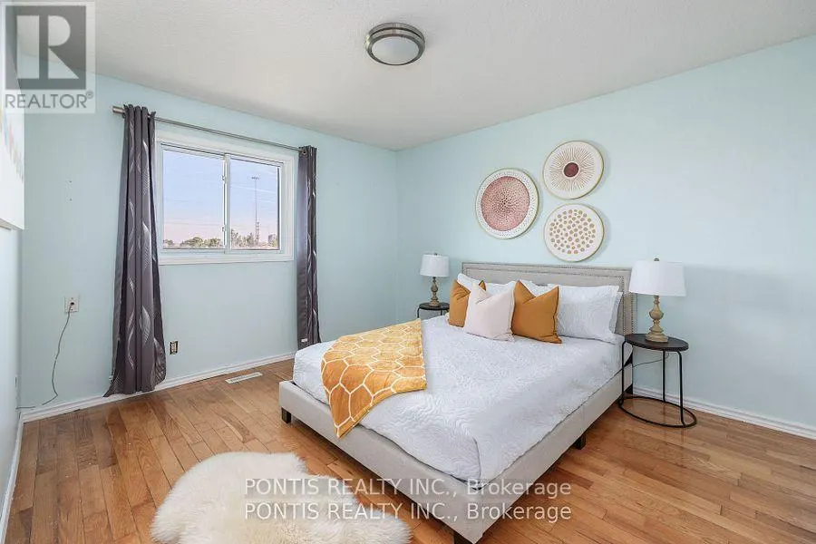 438 ABERFOYLE COURT