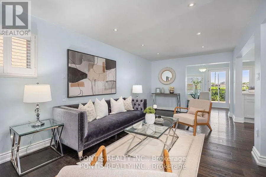 438 ABERFOYLE COURT
