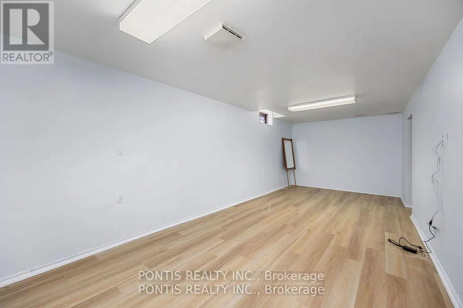 438 ABERFOYLE COURT