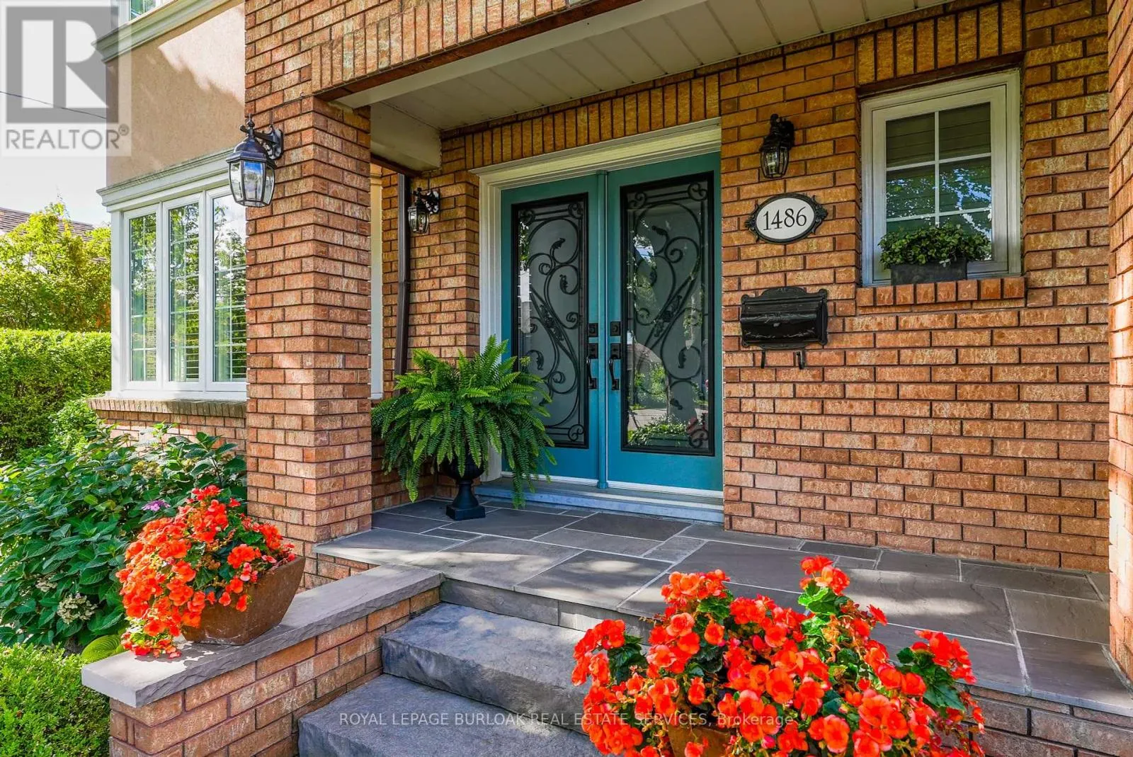 1486 MYRON DRIVE
