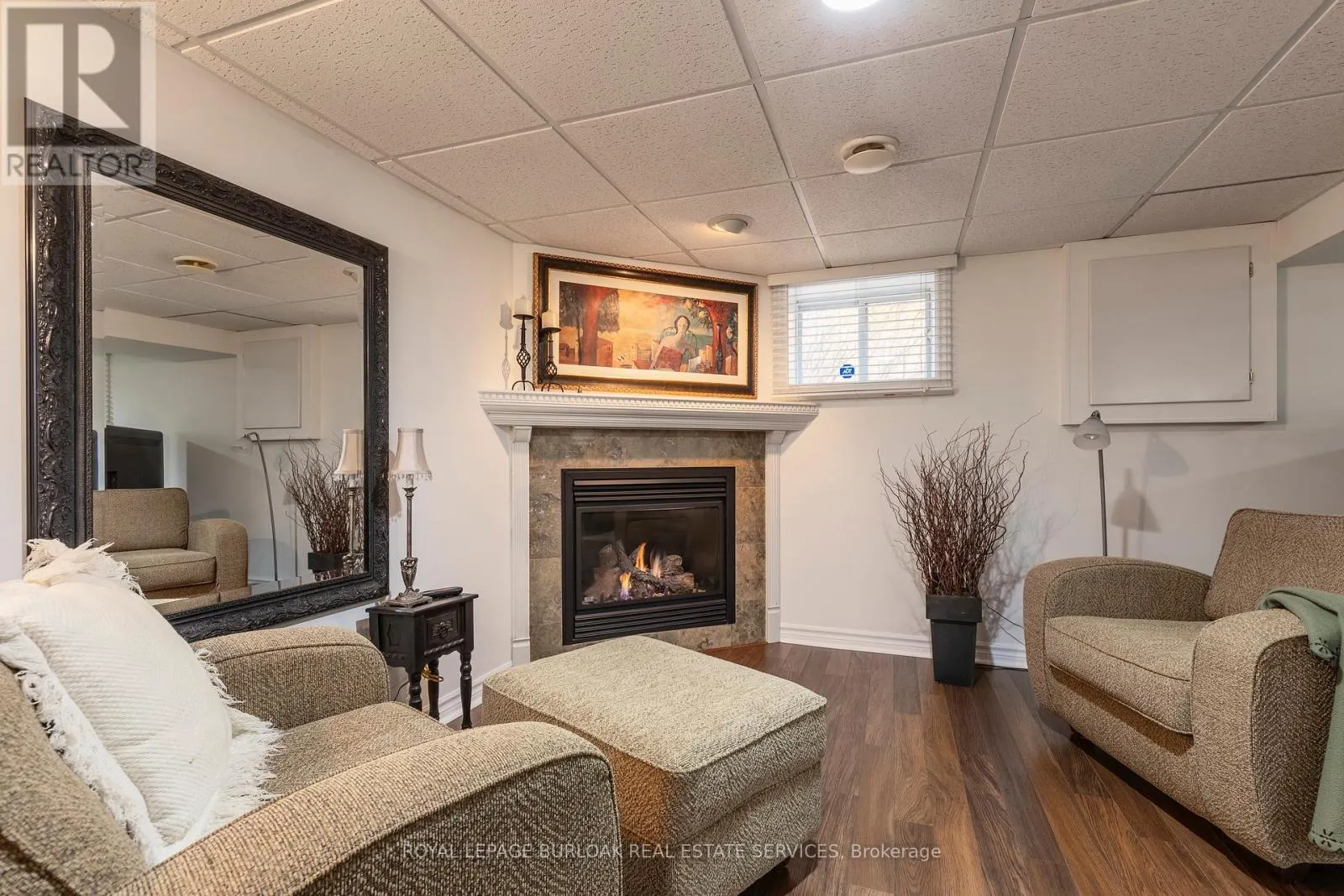 1486 MYRON DRIVE