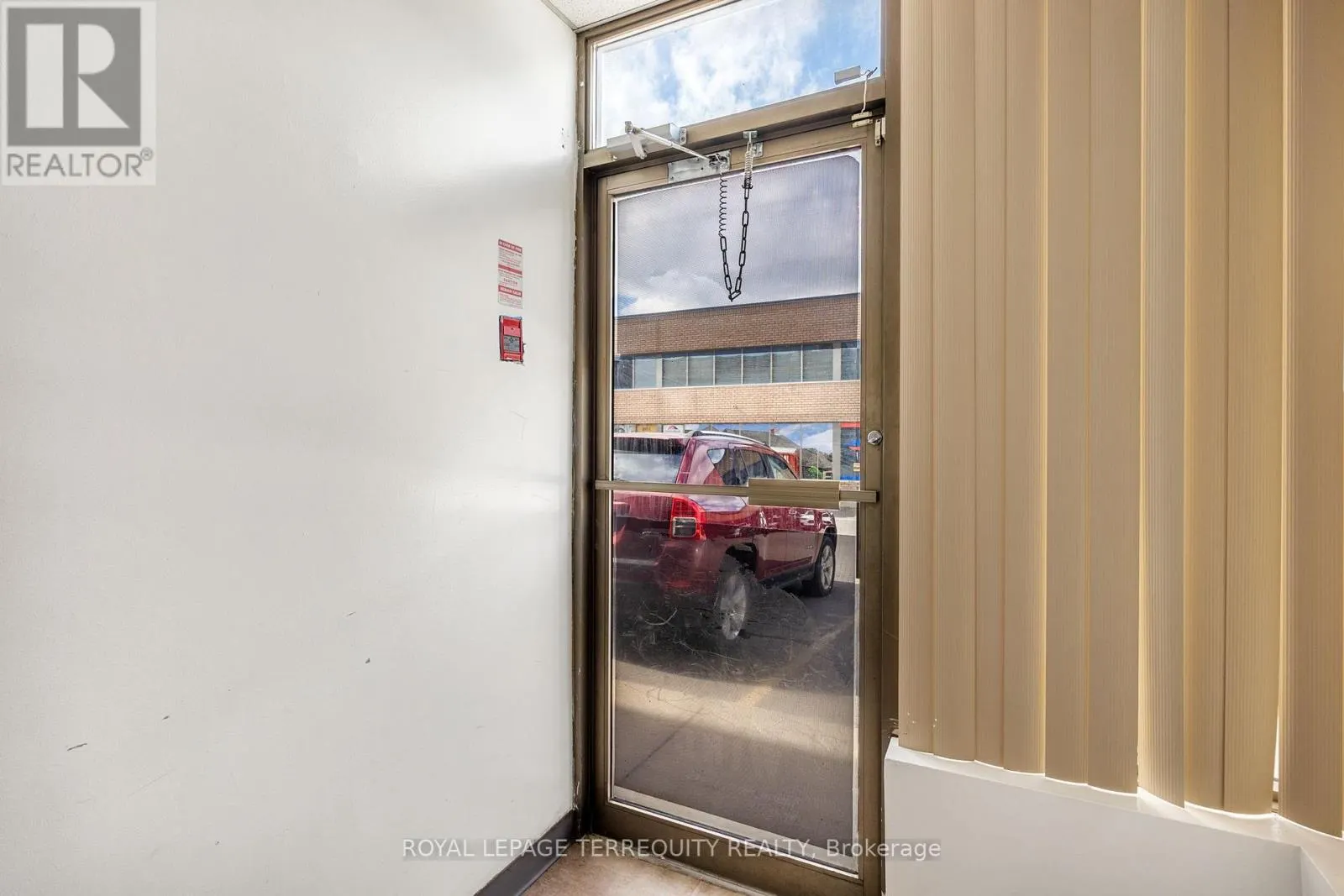 36 - 94 KENHAR DRIVE