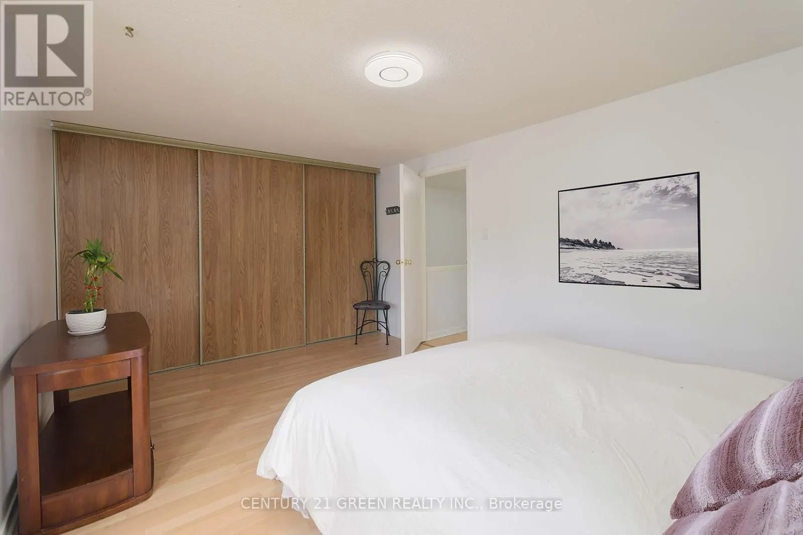 48 - 3460 SOUTH MILLWAY
