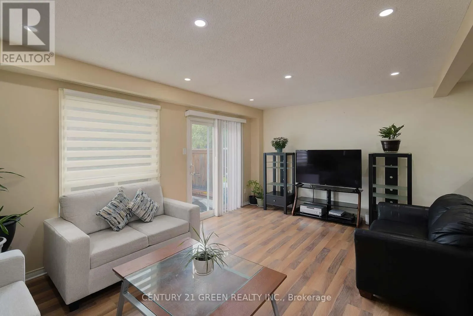 48 - 3460 SOUTH MILLWAY