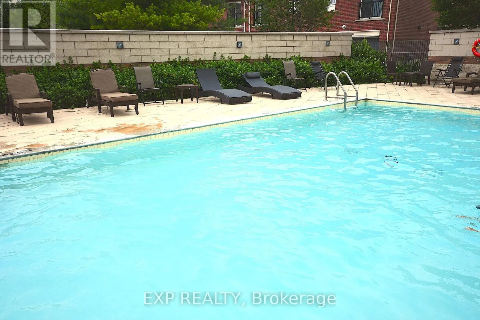 19 - 113 GEORGIAN DRIVE