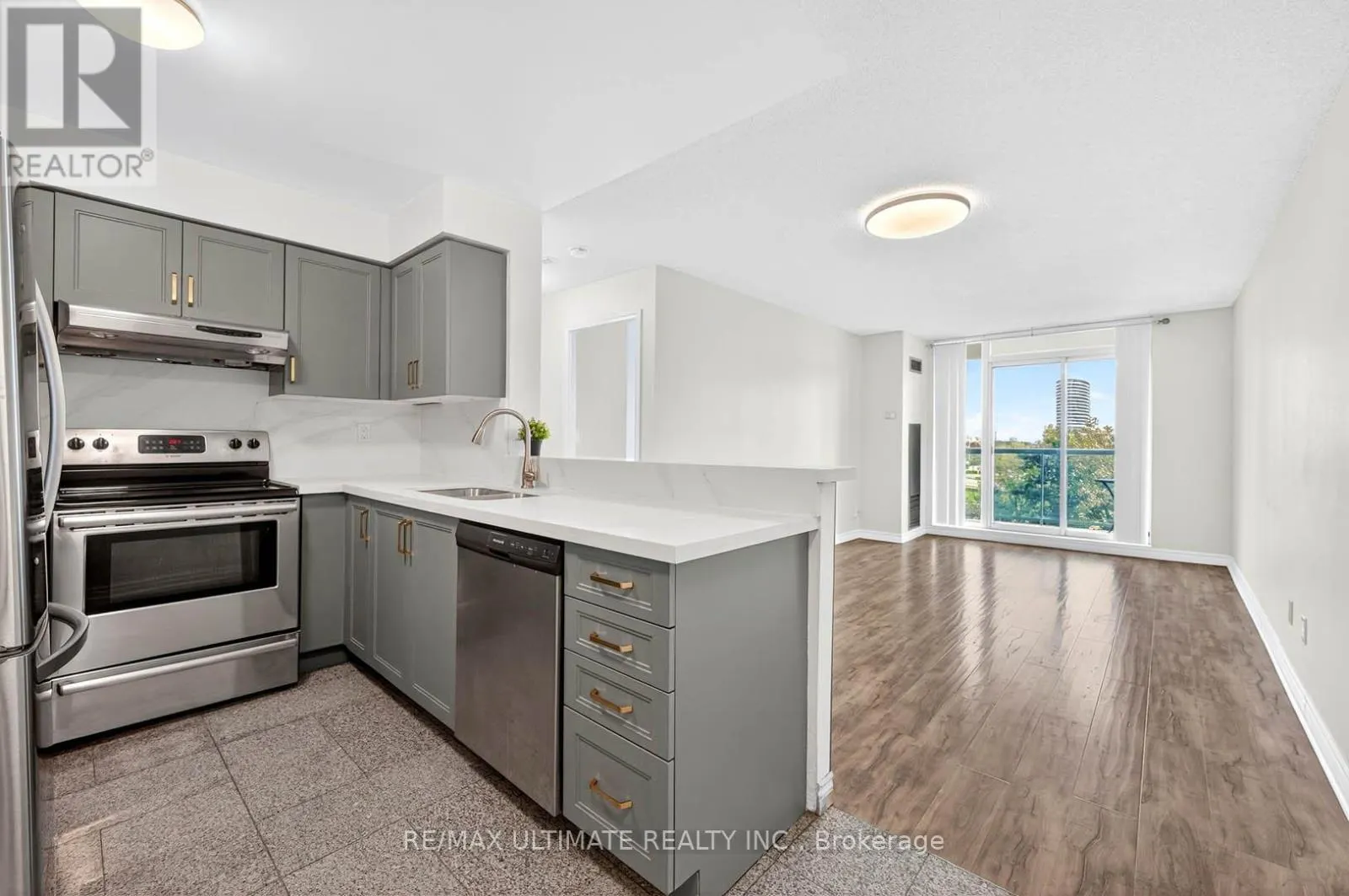 305 - 2585 ERIN CENTRE BOULEVARD