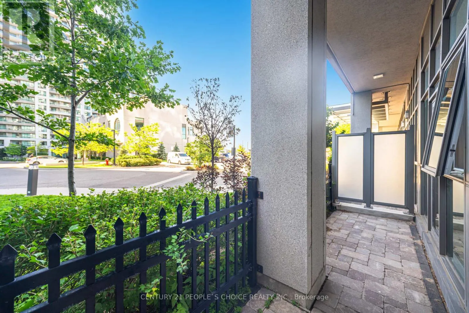 108 - 349 RATHBURN ROAD W
