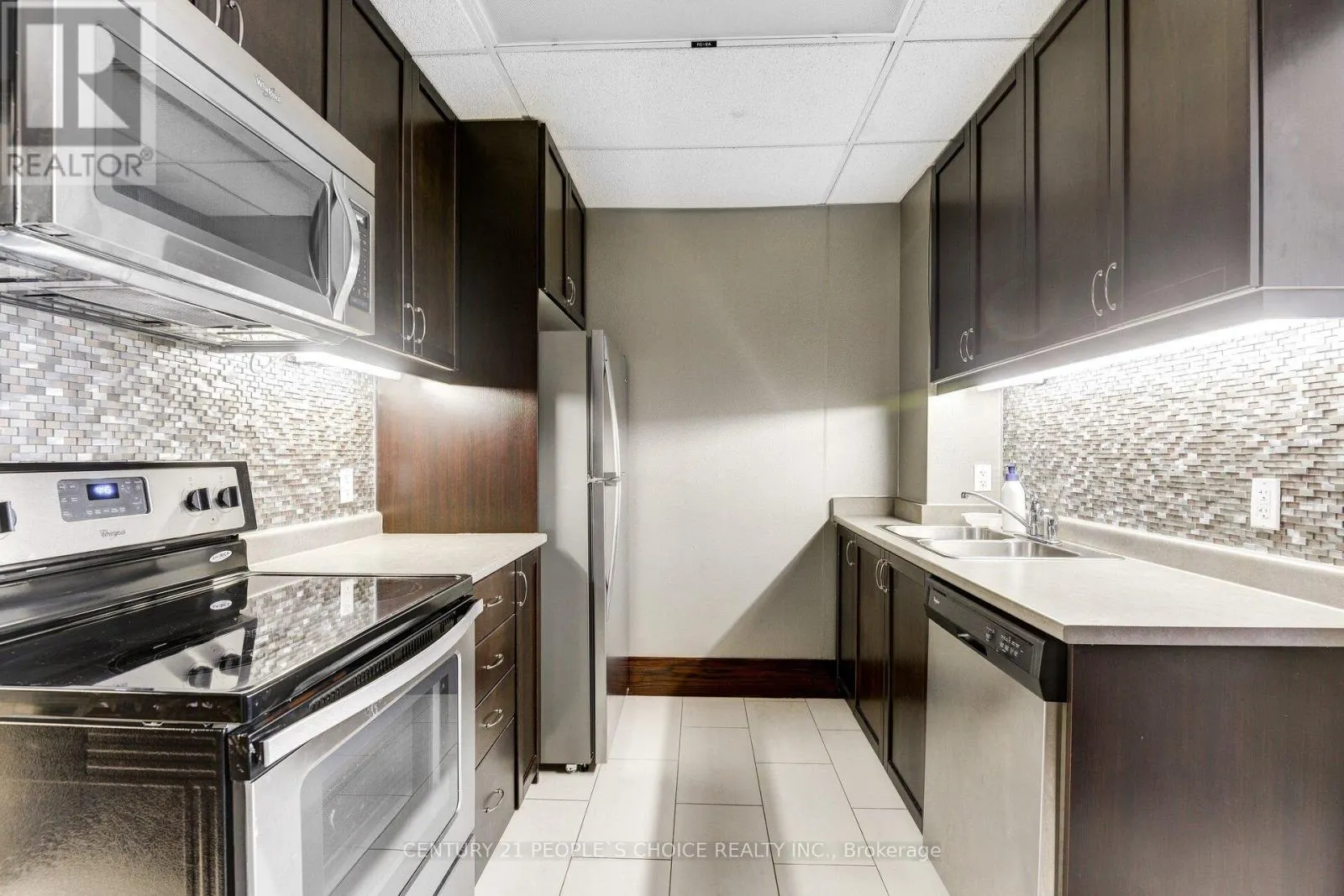108 - 349 RATHBURN ROAD W
