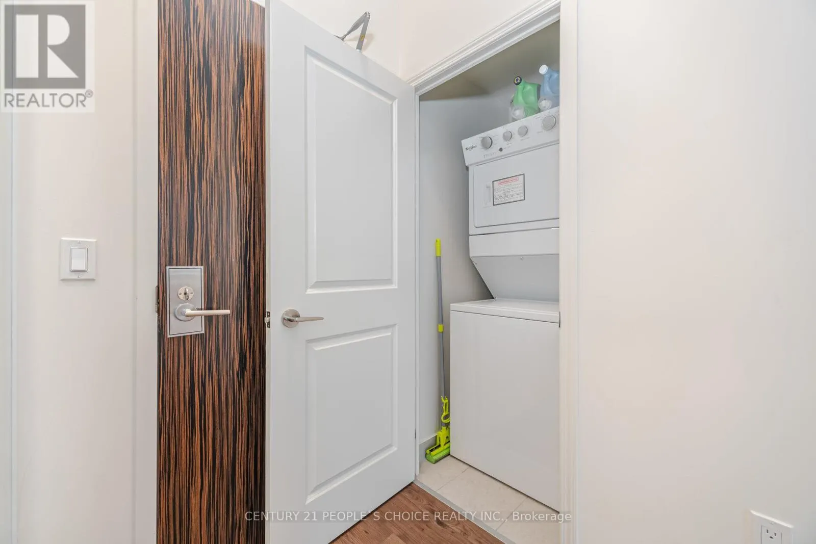 108 - 349 RATHBURN ROAD W